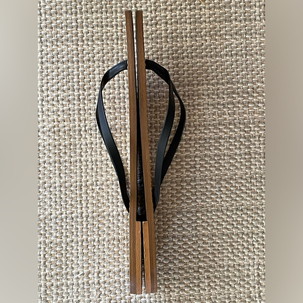 J. Crew Italian Leather Black Thong Sandals - Picture 4 of 6